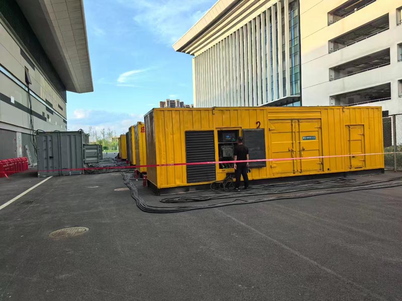 沛县柴油发电机冬季保养注意事项?