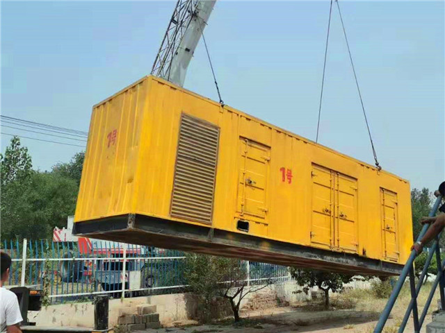 沛县300KW柴油发电机组油耗是多少?
