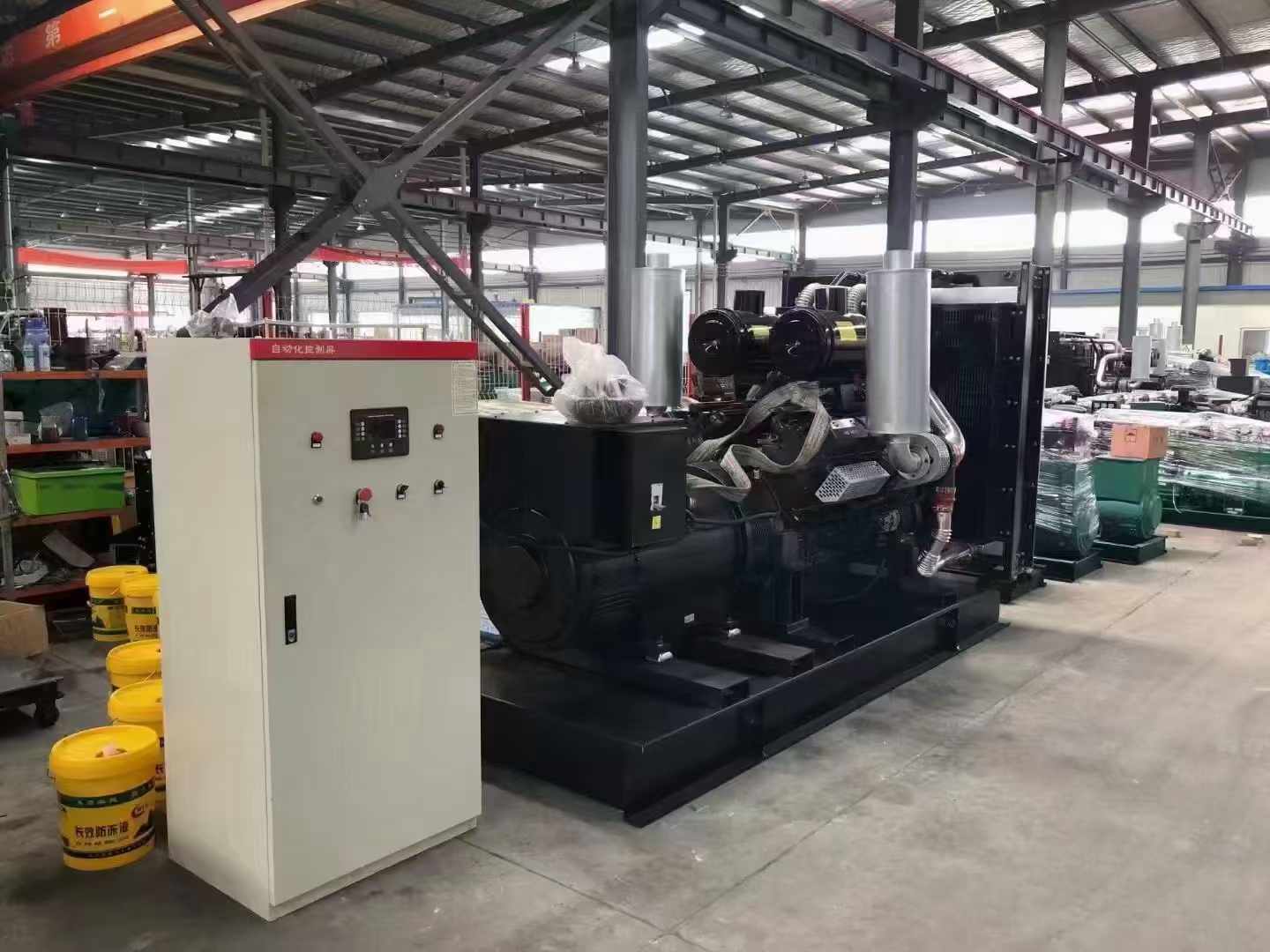 沛县柴油发电机运行时的噪音和振动水平如何？